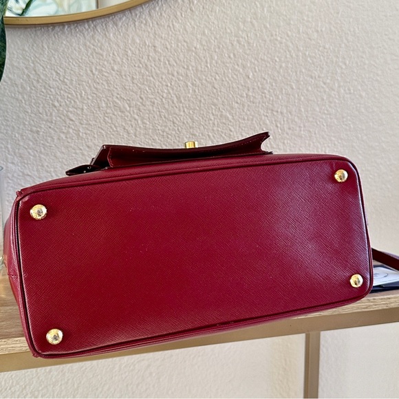 PRADA GALLERIA LUX SAFFIANO 2WAY TOP HANDLE SATCHEL BURGUNDY BAG ONE OF A KIND - Picture 14 of 16